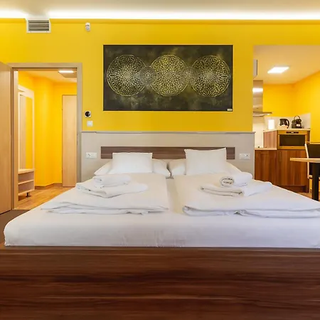 Mayer Superior Apartmanhotel 3*