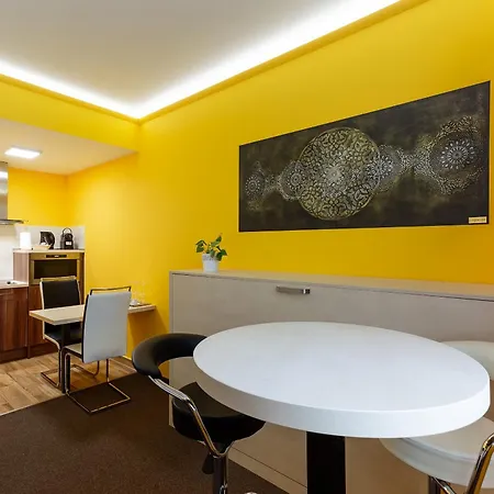 Mayer Superior Apartmanhotel