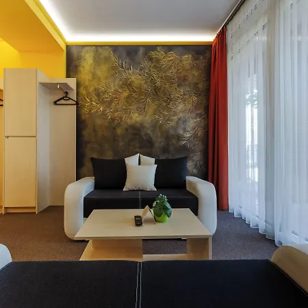 Mayer Superior Apartmanhotel